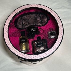Victoria’s Secret Tease perfume gift set Brand New!!!